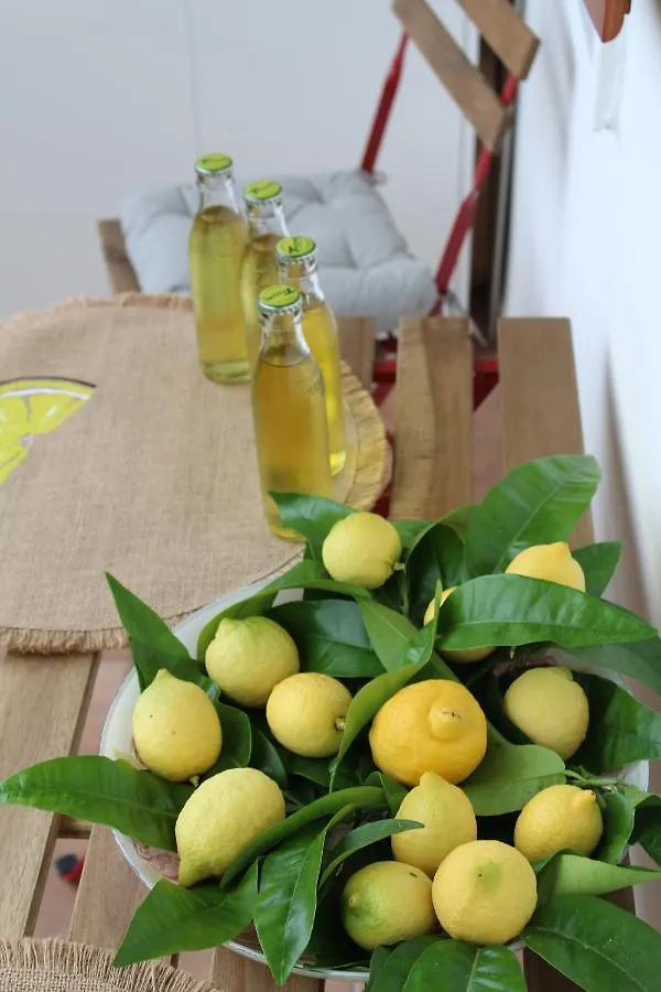 Casa Biancoliva Apartment Toscolano Maderno Italy